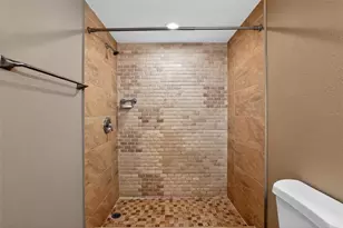 3302 River Cove Dr, Tampa, FL 33614 - Photo 27