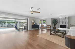 13012 96th Ave, Seminole, FL 33776 - Photo 15