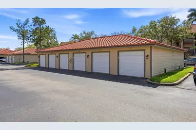 2400 Feather Sound Drive #1424, Clearwater, FL 33762 - Photo 17