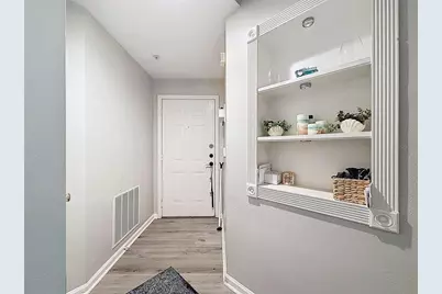 1203 Bay Club Circle #1203, Tampa, FL 33607 - Photo 11