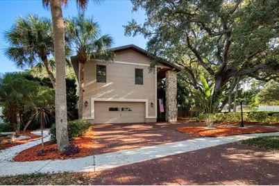 13703 Oak Forest Boulevard N, Seminole, FL 33776 - Photo 3