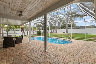 3088 Enisglen Dr, Palm Harbor, FL 34683 - Photo 21