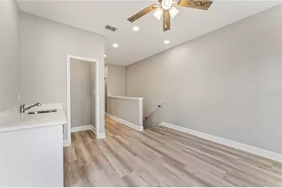 809 W Linebaugh Avenue #1B, Tampa, FL 33612 - Photo 25