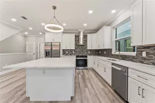 809 W Linebaugh Ave, Tampa, FL 33612 - Photo 13