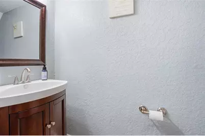 16511 Lake Brigadoon Circle, Tampa, FL 33618 - Photo 9