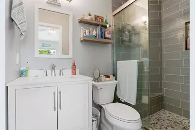 16511 Lake Brigadoon Circle, Tampa, FL 33618 - Photo 21