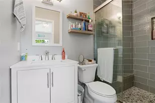 16511 Lake Brigadoon Cir, Tampa, FL 33618 - Photo 21