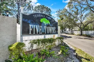 8186 Terrace Garden Dr N, Saint Petersburg, FL 33709 - Photo 7