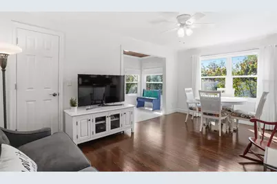 2719 52nd Street S, Gulfport, FL 33707 - Photo 5