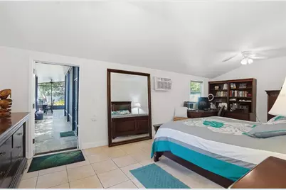 2719 52nd Street S, Gulfport, FL 33707 - Photo 17