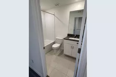 840 Tennyson Mill Circle, Tampa, FL 33619 - Photo 11