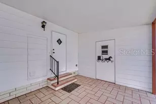 35909 Bueno Dr, Zephyrhills, FL 33541 - Photo 21