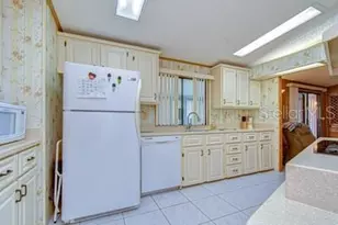 35909 Bueno Dr, Zephyrhills, FL 33541 - Photo 67