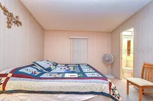 35909 Bueno Dr, Zephyrhills, FL 33541 - Photo 31