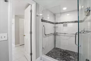 1847 Shore Dr S, South Pasadena, FL 33707 - Photo 15