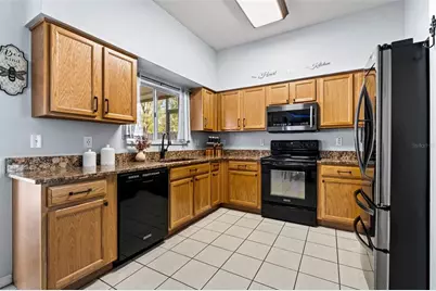 31001 Midtown Court, Wesley Chapel, FL 33545 - Photo 15