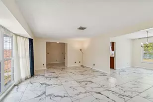 2027 Park St N, Saint Petersburg, FL 33710 - Photo 17