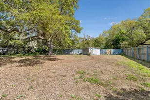 2027 Park St N, Saint Petersburg, FL 33710 - Photo 87