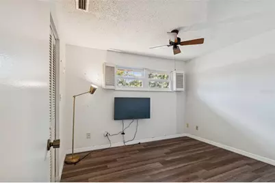 2027 Park Street N, Saint Petersburg, FL 33710 - Photo 57