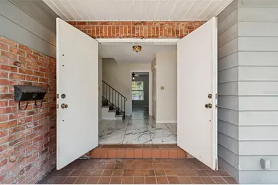 2027 Park Street N, Saint Petersburg, FL 33710 - Photo 9