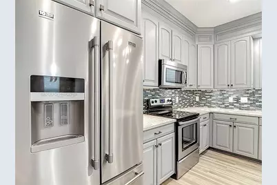 12516 Streamdale Drive, Tampa, FL 33626 - Photo 11