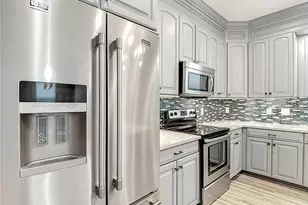 12516 Streamdale Dr, Tampa, FL 33626 - Photo 11