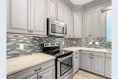 12516 Streamdale Drive, Tampa, FL 33626 - Photo 13