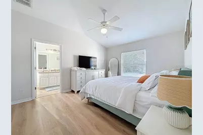 2402 Dryer Avenue, Largo, FL 33770 - Photo 23