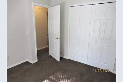 631 Sandy Creek Drive, Brandon, FL 33511 - Photo 17