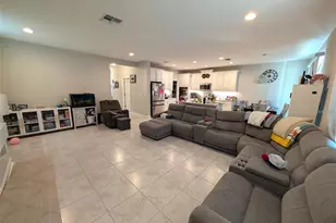 7545 Pool Compass Loop, Wesley Chapel, FL 33545 - Photo 5