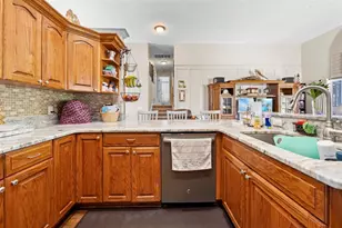 8601 Old Post Rd, Port Richey, FL 34668 - Photo 11