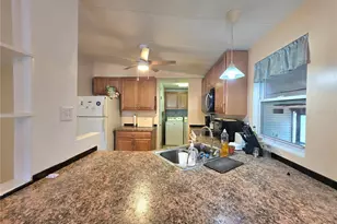 37408 Marta Ave, Zephyrhills, FL 33542 - Photo 17