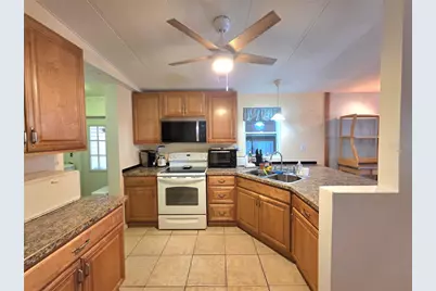 37408 Marta Avenue, Zephyrhills, FL 33542 - Photo 19