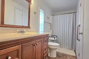 37408 Marta Ave, Zephyrhills, FL 33542 - Photo 35