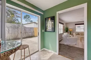 541 5th St SE, Largo, FL 33771 - Photo 13