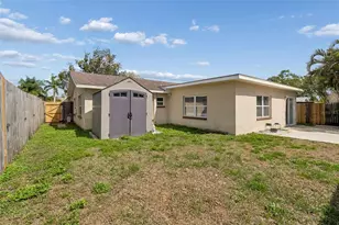 541 5th St SE, Largo, FL 33771 - Photo 23