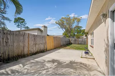 541 5th Street SE, Largo, FL 33771 - Photo 21