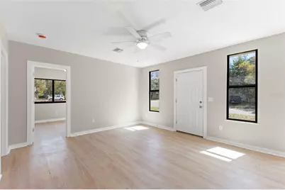 3901 45th Avenue N, Saint Petersburg, FL 33714 - Photo 5