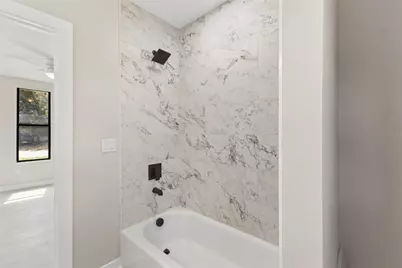 3901 45th Avenue N, Saint Petersburg, FL 33714 - Photo 19