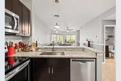 4115 Chatham Oak Court #222, Tampa, FL 33624 - Photo 5