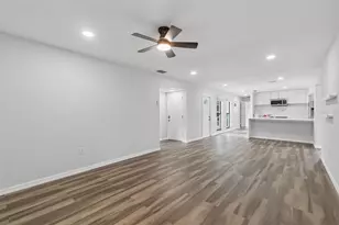 1023 Deer Run, Venice, FL 34293 - Photo 11