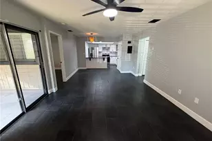 4015 Ashford Green Pl, Tampa, FL 33613 - Photo 13