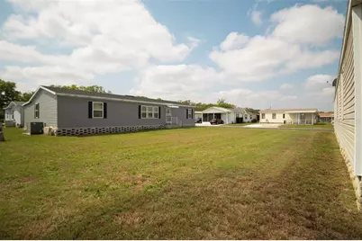 3024 Briar Street, Wesley Chapel, FL 33543 - Photo 11