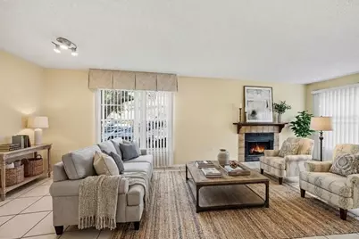 14319 Hanging Moss Circle #101, Tampa, FL 33613 - Photo 7