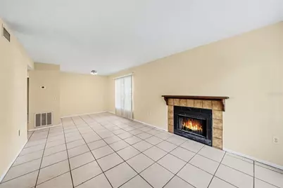 14319 Hanging Moss Circle #101, Tampa, FL 33613 - Photo 5