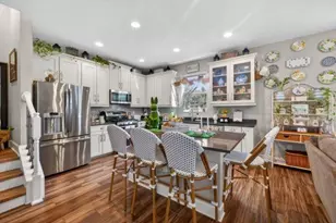 6905 Old Benton Dr, Apollo Beach, FL 33572 - Photo 11