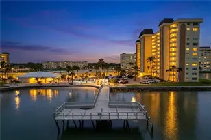 4650 Cove Cir, Saint Petersburg, FL 33708 - Photo 51