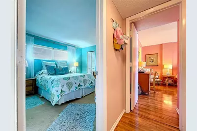 4650 Cove Circle #209, Saint Petersburg, FL 33708 - Photo 15