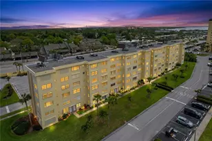 4650 Cove Cir, Saint Petersburg, FL 33708 - Photo 47