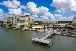 4650 Cove Cir, Saint Petersburg, FL 33708 - Photo 37